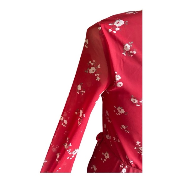 HOLLISTER-RED FLORAL DRESS-SIZE XS - Picture 7 of 8